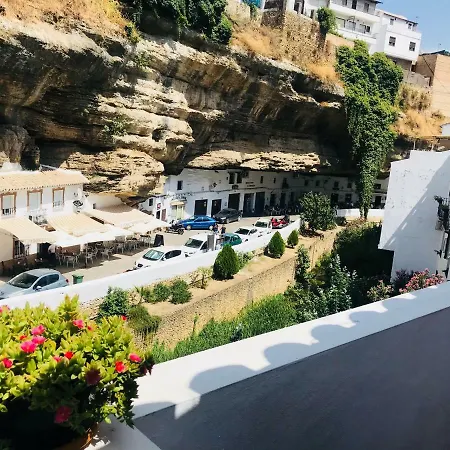 Casa Bajo la Roca-2
